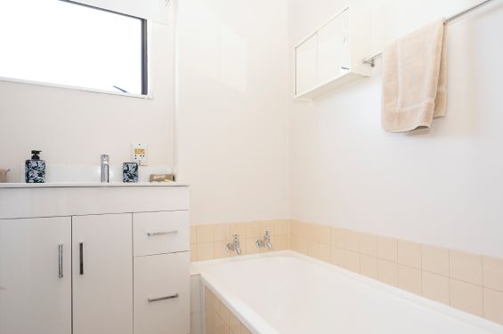 Two Story Chalet bathroom